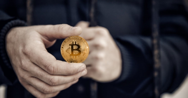 ‘Big Bitcoin Heist’ Suspect Escapes Prison in Iceland, Feels for Sweden