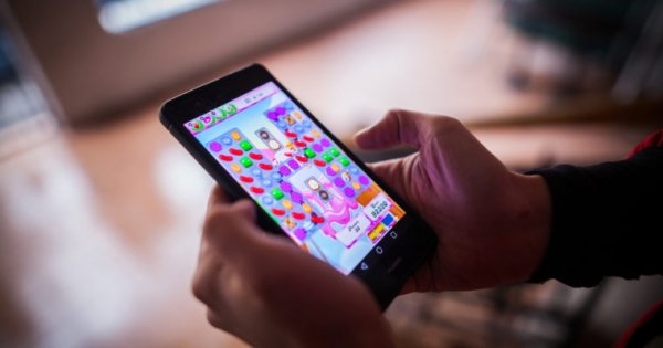 Wall Street Veteran Likens Cryptocurrencies to Candy Crush Game Currency