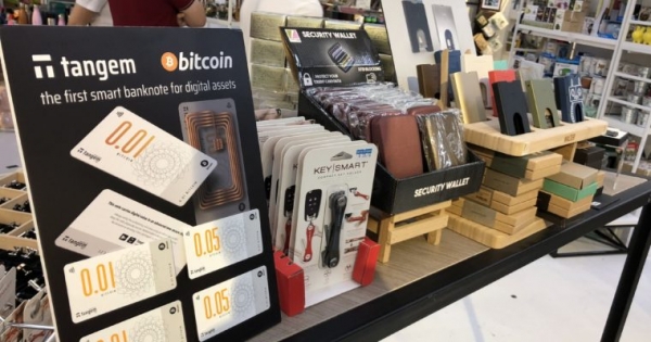 Physical Bitcoin Banknotes Launched in Singapore to Drive Adoption