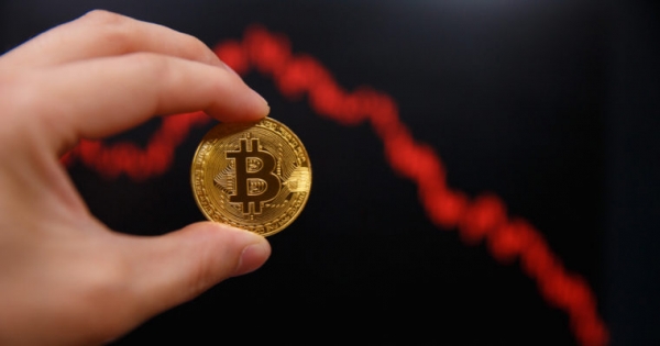 Bitcoin Price Drops to $7,300 as Cryptocurrency Market Correction Continues