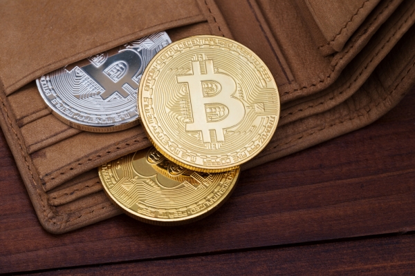 Huawei to Debut Bitcoin Wallet BTC.com in Mobile Payments Push