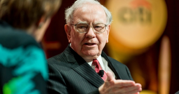 Billionaire Warren Buffett Trashes Bitcoin Again: &lsquo;It&rsquo;s Rat Poison Squared&rsquo;