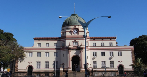 Cryptocurrency Trading Halted in Zimbabwe Despite High Court Ruling