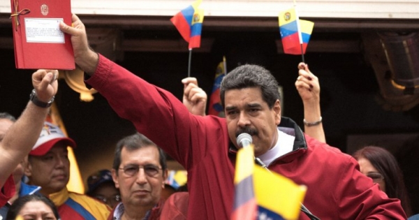 Venezuela to Launch Petro-funded Youth Bank, Maduro Claims