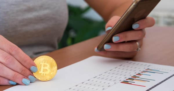 Female Cryptocurrency Investors Doubled in Six Months: UK Exchange Research