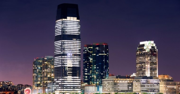 &lsquo;Evolve & Adapt&rsquo;: Goldman Sachs May Trade Cryptocurrencies, Not Just Futures