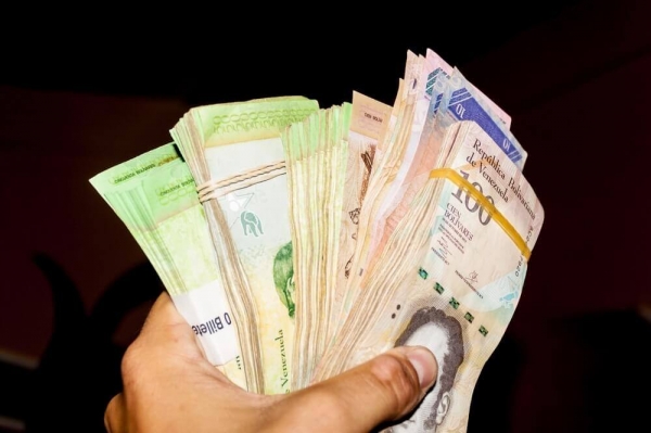 Venezuela to Launch Petro-Pegged Fiat Currency Next Month