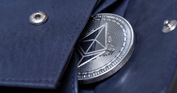 MyEtherWallet Warns of [Another] Hack, Urges Hola Users to Move Funds