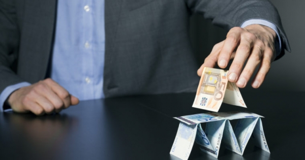 Self-Proclaimed &lsquo;Exit Scam&rsquo; and Gambling DApps Rake in $43M in Ether