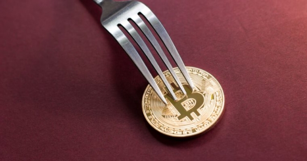 Chinese Investor Sues OKCoin over Bitcoin Cash from Last Year&rsquo;s Hard Fork