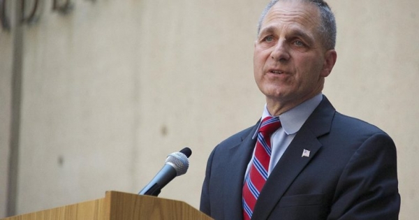 Ex-FBI Director Louis Freeh Opens up about Tether Investigation