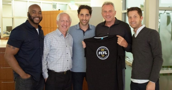 Gridiron Legend Joe Montana Invests in Cryptocurrency-Powered Football League