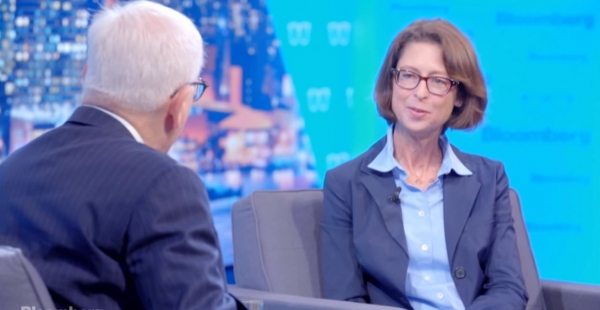 Mainstream: $7.2 Trillion Asset Manager Fidelity Will Help Customers Invest in Bitcoin