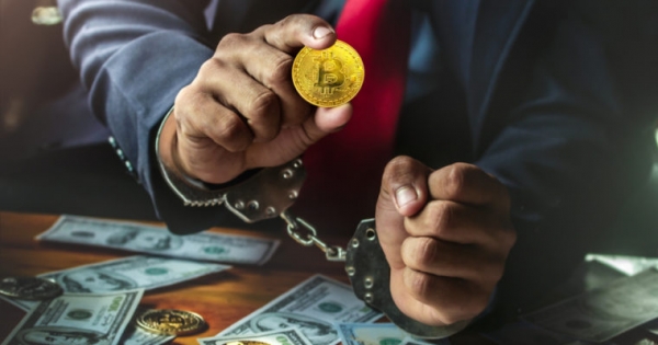 Bitcoin Ponzi Scheme Founder Slapped with $2.5 Million Fine