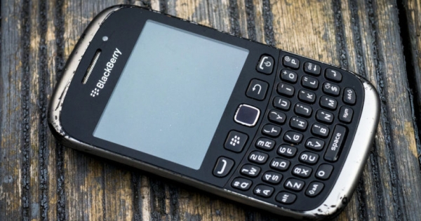 BlackBerry to Launch Blockchain for Medical Data Sharing