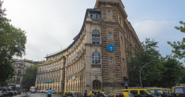 Hitachi Partners India&rsquo;s Largest Bank for Digital Payments Push