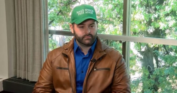 ‘Alt-Right Twitter’ Gab Moves to Bitcoin Payments Due to Banking Blacklist