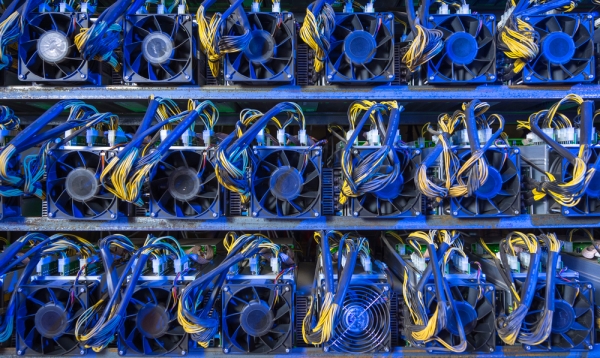 What Bear Market? Major Bitcoin Mining Farm Goes Live in Canada