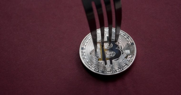 Breaking: Bitcoin Cash Hard Forks &mdash; BCH Hash War Begins