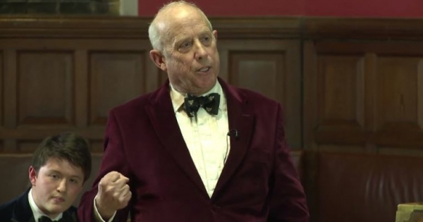 British Politician: Printing Fiat Money is Counterfeiting, Merit of Crypto