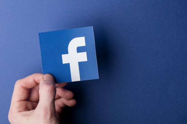 Facebook Developing Cryptocurrency for WhatsApp Transfers Amidst Another Privacy Scandal