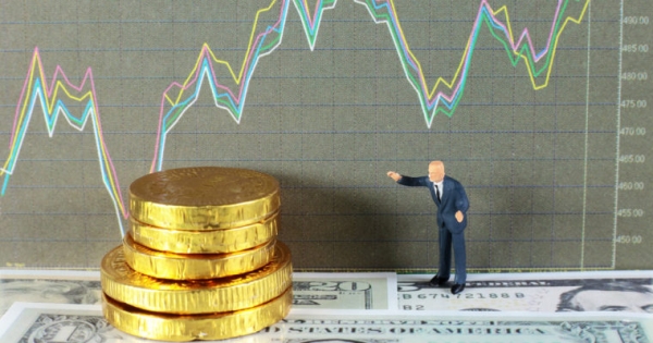Bitcoin Price Significantly Outperforming the S&P 500 in December