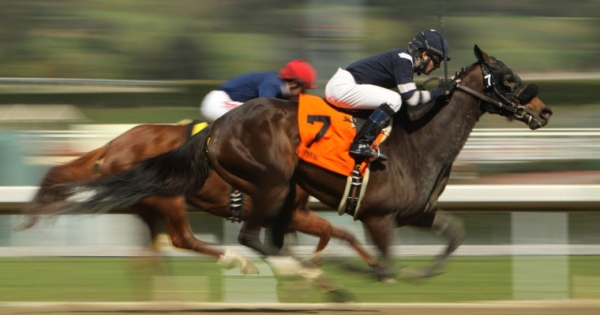 Bitcoin Cash Risks &lsquo;Flippening&rsquo; as BSV Price Gains on BCH