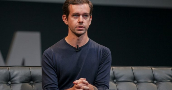 How Did Twitter CEO&rsquo;s Square Overtake Coinbase as #1 Bitcoin Buying App?