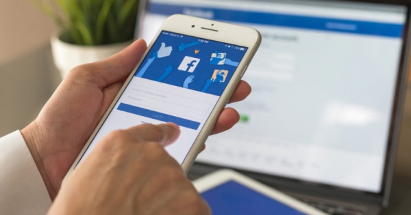 Facebook Aggressively Hiring Blockchain Devs, Discussed Launching Cryptocurrency: Report