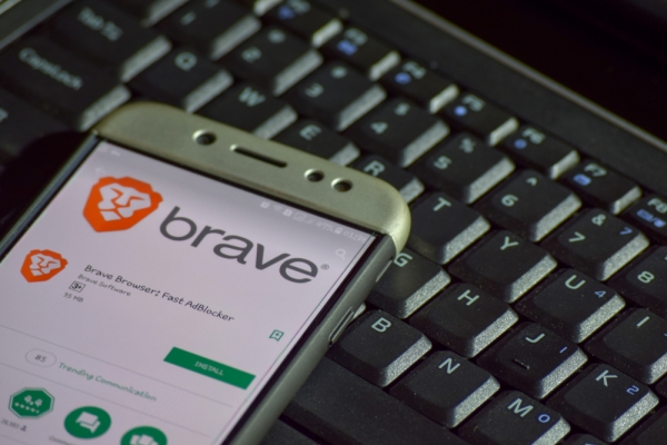 Prominent YouTuber Claims Brave&rsquo;s BAT Payments System Violates GDPR