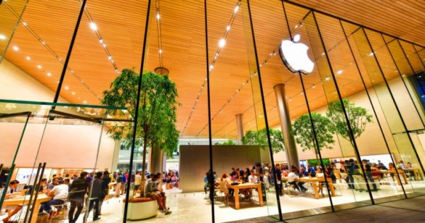 Apple&rsquo;s Asia Suppliers Slash Sales Forecasts as US-China Trade War Bites