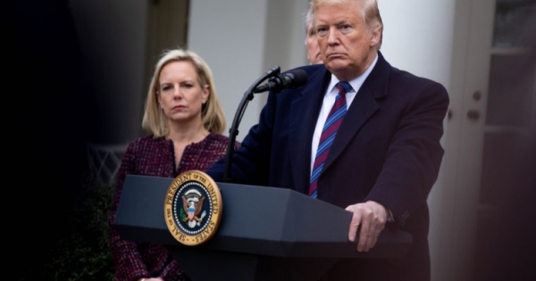 Dow Fights to Hold 24,000, But Government Shutdown Puts Pinch on Airlines & Retailers