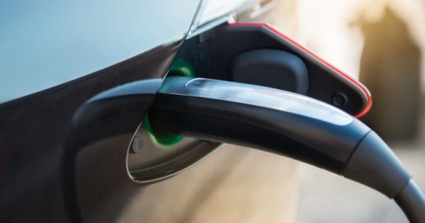 Ford, IBM, LG Partner to Track Your [Conflict-Free] Smartphone & Car Batteries on a Blockchain