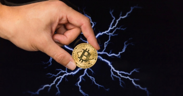 Bitcoin Transaction Fees Hit Three-Year Low as Lightning Network, SegWit Help BTC Scale