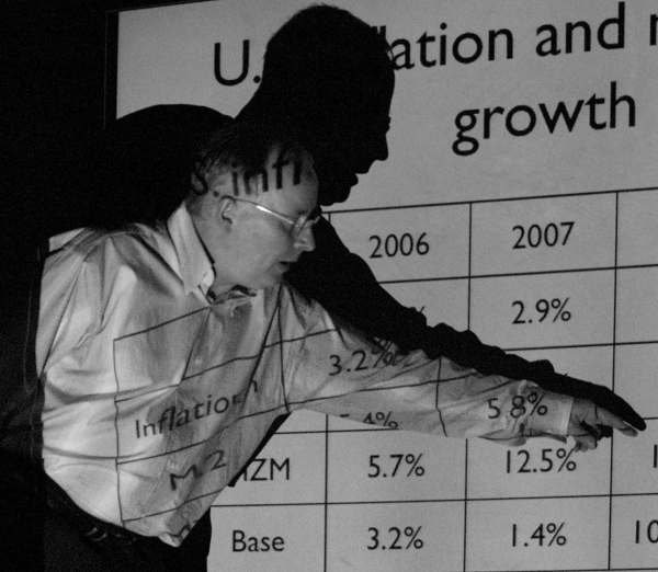 The Finance Prof. Who Says Bitcoin’s Going to ‘Bite The Dust’ Is Wrong