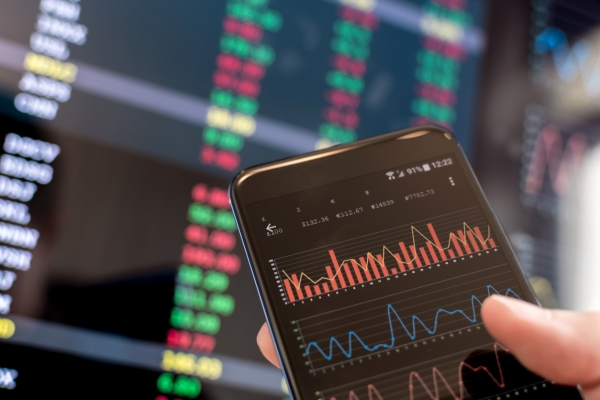 Bitcoin and Altcoins Could Resume Uptrend