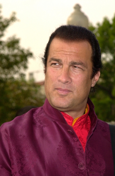 Steven Seagal&rsquo;s Crypto Endorsement: Inside A Massive Cloud Mining Crypto Swindle