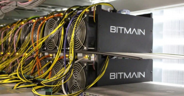 More Layoffs: Bitcoin Mining Giant Bitmain Makes Cuts in Amsterdam & Texas