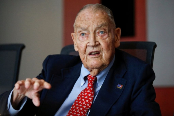 Legendary Investor John Bogle Dead at 89, Bet His Wife Is Glad She Didn’t Diversify