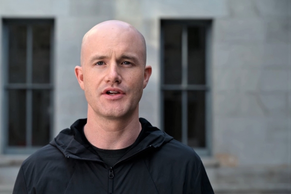 Coinbase CEO's Attempt to Shill USD Coin Backfires