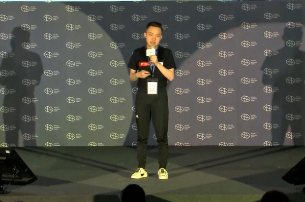 Confusion Reigns as Tron’s Justin Sun Posts and Deletes Apology
