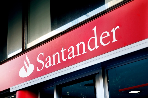 Santander & Other Spanish Banks Test Blockchain Payments + More News