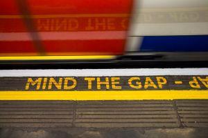 UK Regulator Tells Stablecoin Savings Firm: Get Your Ads off the Tube