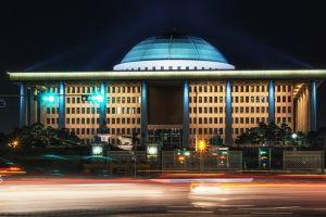Politician to Form Blockchain-powered Party + More News