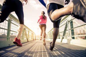 Coin Race: Top Winners/Losers of August; Chainlink Up Most, BSV Least
