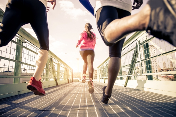 Coin Race: Top Winners/Losers of August; Chainlink Up Most, BSV Least