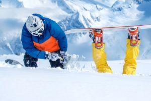 Hyped AVAX Buried Under Avalanche of Dumps