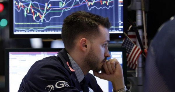 Dow Futures Prep for Opening Bell Plunge as Bitcoin Price Turns Volatile