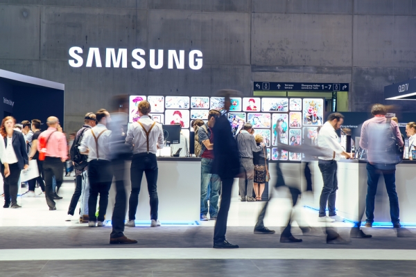 Why Samsung Plans to Integrate Crypto Cold Storage in its S10 Series