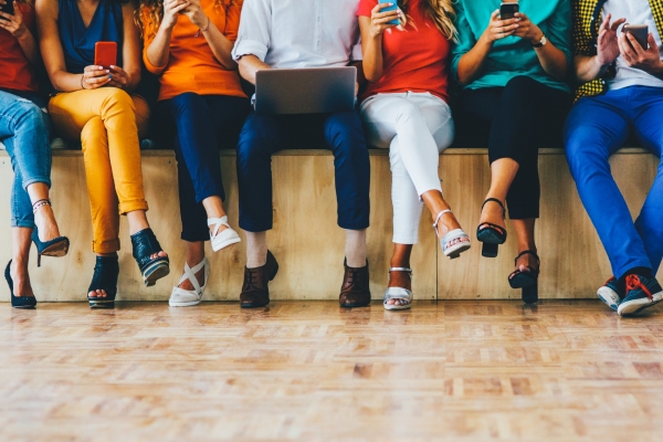Facebook Prefers AI to Blockchain, Job Postings Show